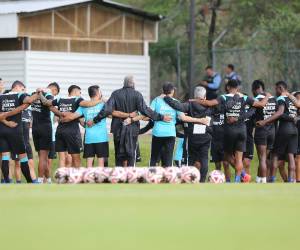 Honduras recibe hoy a las 6:30 PM a Cuba en su estreno en la ruta hacia el Mundial 2026.