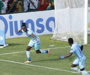 Rubilio Castillo anota de forma inmediata en el clásico de las “emes”