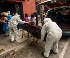 Un total de 11,082 personas han muerto por covid-19 en el territorio nacional en toda la pandemia, según datos de la Sesal.