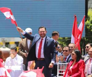 Liberales revisarán las contrarreformas eléctricas con expertos internacionales antes de emitir dictamen.