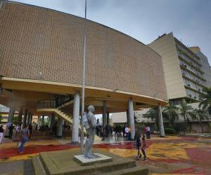 Más de un mes después de que venciera el primer plazo habilitado por el Congreso Nacional para la entrega de documentos (27 noviembre al 4 de diciembre de 2023), el pasado fin de semana el Poder Legislativo habilitó un segundo proceso que inicio desde este lunes y concluye mañana 9 de febrero.