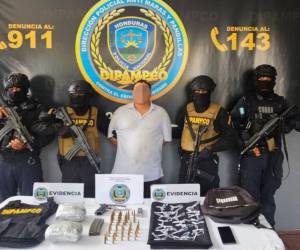Gerson Javier Carías Molina, alias “Bad Face”, fue detenido este lunes -26 de junio- en el municipio de La Lima, en la ciudad de San Pedro Sula, por suponerlo responsable de la masacre en la colonia La Victoria, en el sector López Arellano de Choloma.
