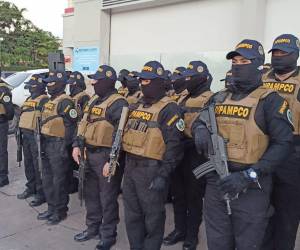 Este martes -6 de diciembre- a partir de las 6:00 de la tarde entrará en vigencia el estado de excepción o toque de queda para combatir los delitos de extorsión, asesinatos, robos, tráfico de drogas y secuestros en Tegucigalpa y San Pedro Sula. ¿Qué detalles se conocen desde que fue publicado el decreto en el diario oficial La Gaceta?