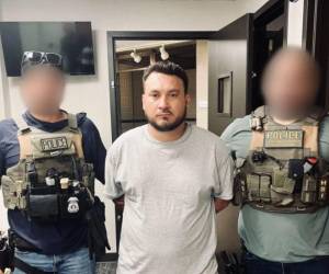 Melgar se encontraba en territorio estadounidense sin autorización para permanecer en ese país.