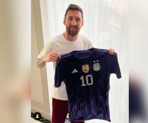 Lionel Messi sorteará la camiseta que usó durante el primer tiempo de la victoria 3-0 sobre Honduras.