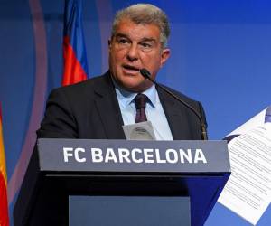 Joan Laporta durante la comparecencia ante los medios de comunicación.