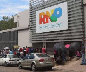 En el Mes de la Familia y en el marco del programa local Bodas Gratis, el RNP se suma la entrega gratis constancias para casarse durante agosto.