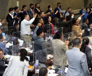 Los diputados oficialistas de Libre fueron convocados a reunión de bancada en Siguatepeque, donde los denominados disidentes no asistieron a la convocatoria.