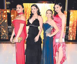 Natalia Aguilar, Camila Jeffs, Génesis Calderón y Camila Rodríguez.