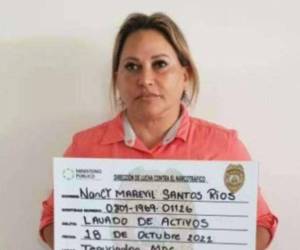 Santos fue detenida el 18 de octubre de 2021 acusada de lavado de activos.