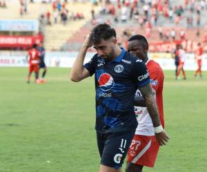 Auzmendi acepta su expulsión ante el Vida y dice que fue justa.