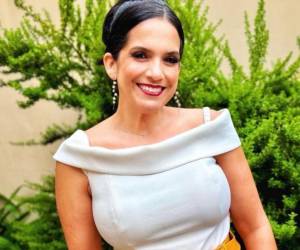 A la espera de los resultados de la autopsia se encuentra la familia de la querida chef Sandra Díaz del Valle, quien falleció la tarde del miércoles tras ser llevada a una clínica privada en la capital, luego de presentar un fuerte dolor de espalda y cuello. ¿Qué pasó en la clínica que habría provocado su muerte?