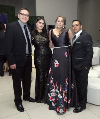 Como en un cuento de hadas festejó sus 15 años María José Torres Lanza