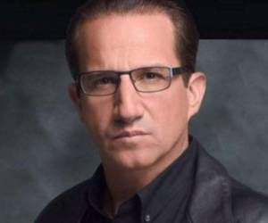 El tweet del actor fue relacionado con la reciente revelación de Karla Souza.