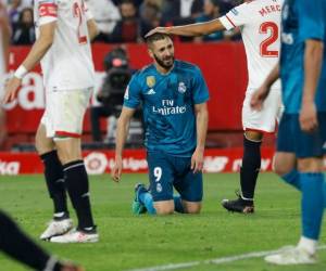La cara de Benzema es un poema. El francés no vio una.