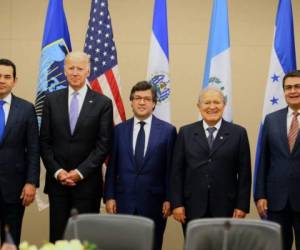 Los presidentes de Guatemala, El Salvador y Honduras sostuvieron una reunión con Joe Biden para hablar sobre los avances del Plan Alianza, destinado a contener la migración irregular, foto: Twitter JOH.