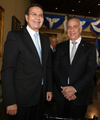 Postales que refuerzan relaciones diplomáticas
