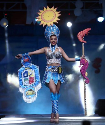 Naydelin Turcios es la nueva soberana de Ferisan 2019