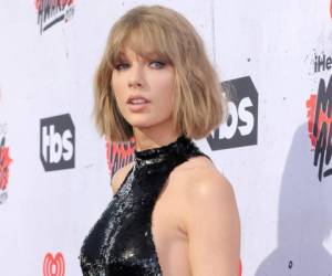 La cantante estadounidense Taylor Swift estaría esperando un hijo, según los rumores en las redes sociales.
