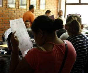 La Ley de Presupuesto contempla el recorte de personal por contrato en las instituciones del sector público.