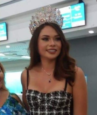 Así fue el emotivo recibimiento a Sirey Morán al arribar a Honduras tras ganar NBL