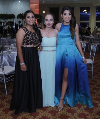 Festividad amena vivieron graduados del Liceo Franco Hondureño