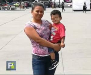 Idalia Herrera falleció junto a su hijo de dos años en el río Bravo.