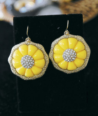 Encuentre el arete perfecto según su rostro