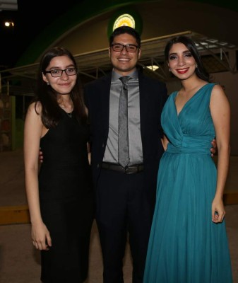 Dicha nupcial para Marco Padilla y Andrea Rodríguez