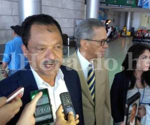 El magistrado de República Dominicana, Fausto Marino Mendoza arribó este martes al aeropuerto internacional de Toncontín (Foto: Mario Urrutia/ El Heraldo Honduras/ Noticias de Honduras)