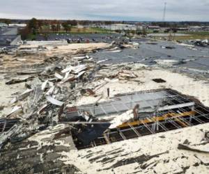 Los meteorólogos advirtieron que las tormentas podrían representar una amenaza para más de 29 millones de personas y aumentar el riesgo de poderosos tornados, fuertes vientos y granizo del tamaño de una pelota de tenis.
