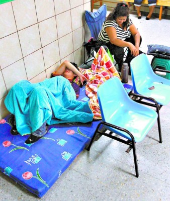 Honduras: Trato inhumano agobia a miles de pacientes del Seguro Social