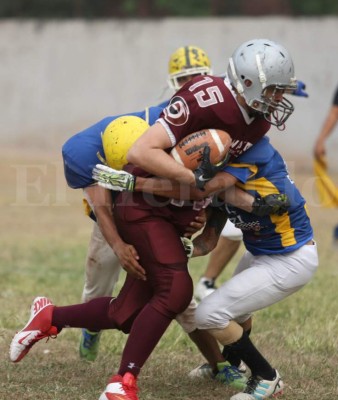Huracanes recupera potencia al vencer a Jaguares en estadio Lempira Reyna