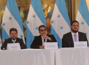 La presidenta Xiomara Castro tuvo que reprogramar la reunión del CNDS convocada para el 24 de agosto. La próxima sesión será el 1 de septiembre.