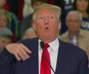 Trump se burló de Serge Kovaleski, periodista de New York Time.