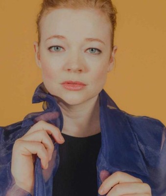 ¿Quién es Sarah Snook, la actriz de Succession que se casó con su mejor amigo?
