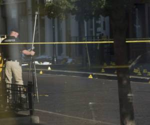 Los estadounidenses amanecieron conmocionados el domingo, divididos entre el dolor y la ira después de que dos tiroteos masivos dejaron 29 muertos en Texas y Ohio, reviviendo el debate sobre las armas de fuego y la retórica incendiaria de Donald Trump. Foto: AFP