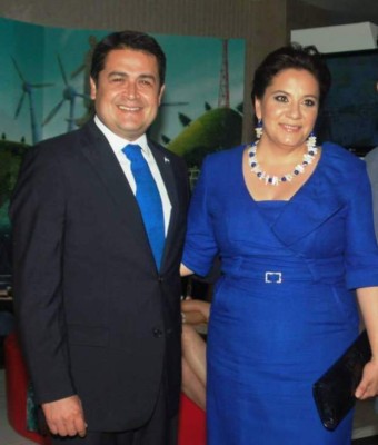 La imagen y los vestidos de Ana García Hernández, la primera dama de Honduras