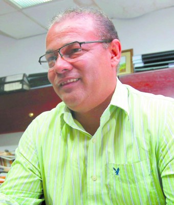 Esdras tiene el derecho constitucional de irse