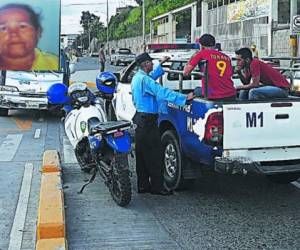 La Policía Nacional detuvo en el lugar del accidente a los dos hombres, que no fueron identificados durante la detención.