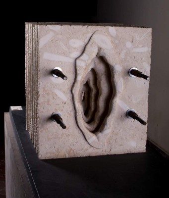 Scarlett Rovelaz: una escultura que abre y cierra sus heridas