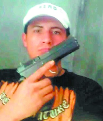 Honduras: Vía aérea trasladan a peligrosos reclusos