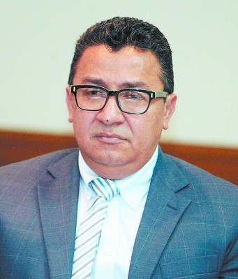 Investigarán de oficio contrato de vigilancia