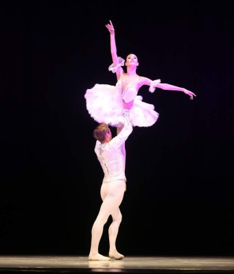 Honduras recibió una dosis de danza clásica con Grandes Estrellas del Ballet Ruso