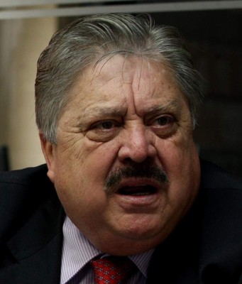 'Opción B”, similar a la del 85, se ventila en la oposición