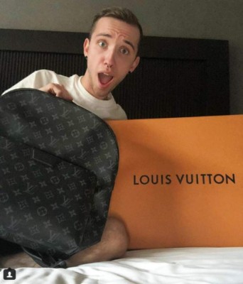 El costoso regalo de Kylie Jenner a un seguidor se vuelve viral en las redes