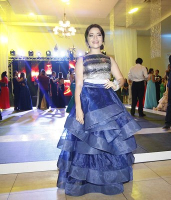 Aquí los mejores vestidos en la Prom 2017 de la International School