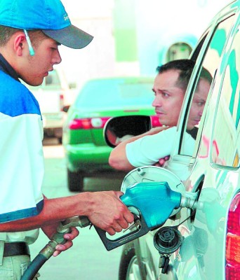 Honduras: El consumo de combustibles subió 4,000 barriles diarios