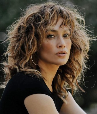 ¡Bienvenidos sean los 52! JLo celebra su cumpleaños en familia y más renovada que nunca
