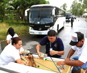 Los deportados recibieron un kit de limpieza, asesoramiento sobre las rutas de regresos a sus comunidades.